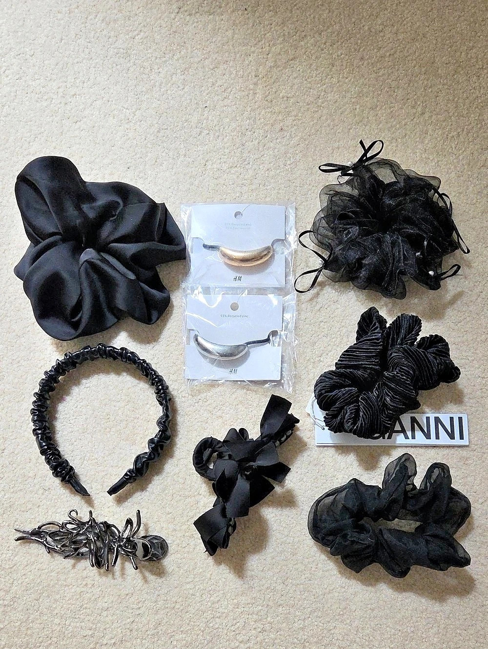 Black Hair Accessories Set NWT